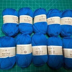 Eaton Super Wool Yarn in Blue